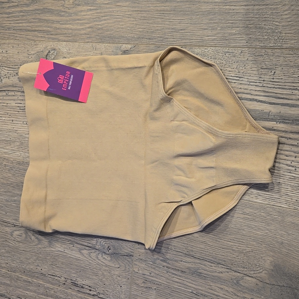 Empetua Nwt High-Waisted Shaper Panty med/large A